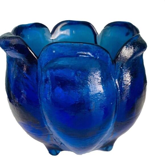 Vintage Heavy Cobalt Blue Glass 3 Footed Lotus Shaped Dish 4" tall Spain Tulip - Picture 1 of 9